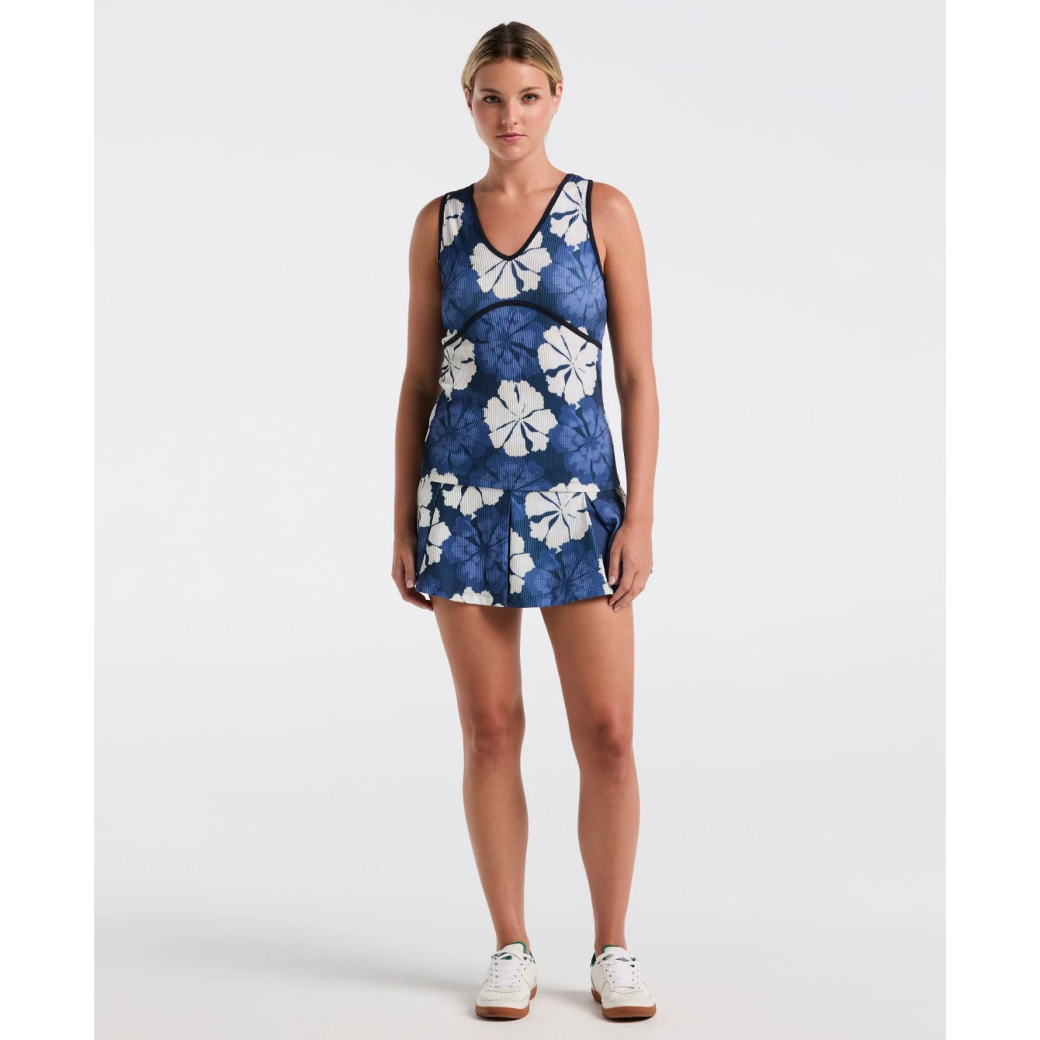 Original Penguin Women's Fuji Floral Tennis Tank Top In Black Iris(Womens Fuji Floral Tennis Tank Top Blue O1kff016gg 417) 4 Original Penguin Women's Fuji Floral Tennis Tank Top In Black Iris(Womens Fuji Floral Tennis Tank Top Blue O1kff016gg 417) - Image 4