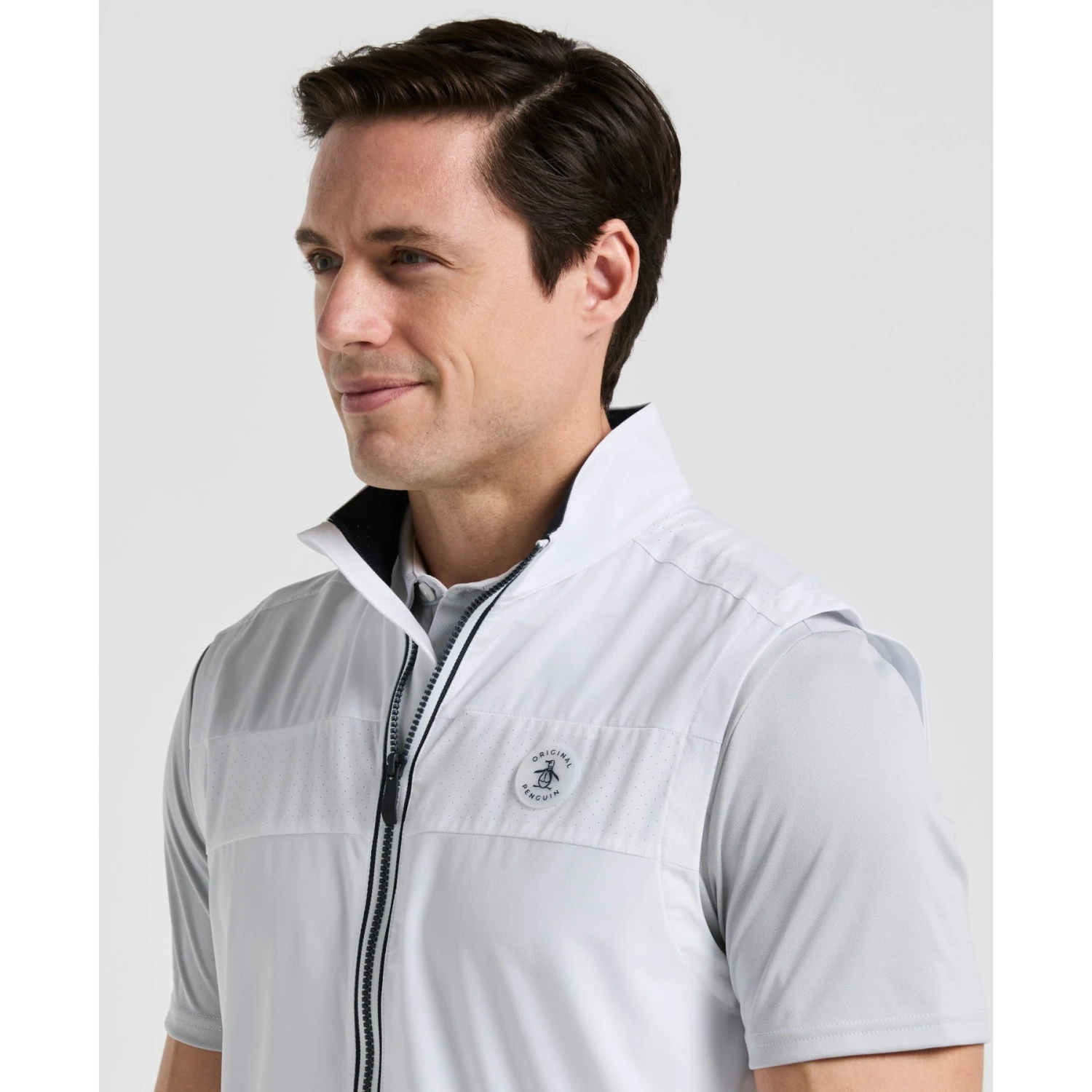 Original Penguin Heritage Lightweight Packable Golf Gilet In Bright White(Heritage Lightweight Packable Golf Gilet White Ogvsf010gg 118) 3 Original Penguin Heritage Lightweight Packable Golf Gilet In Bright White(Heritage Lightweight Packable Golf Gilet White Ogvsf010gg 118) - Image 3