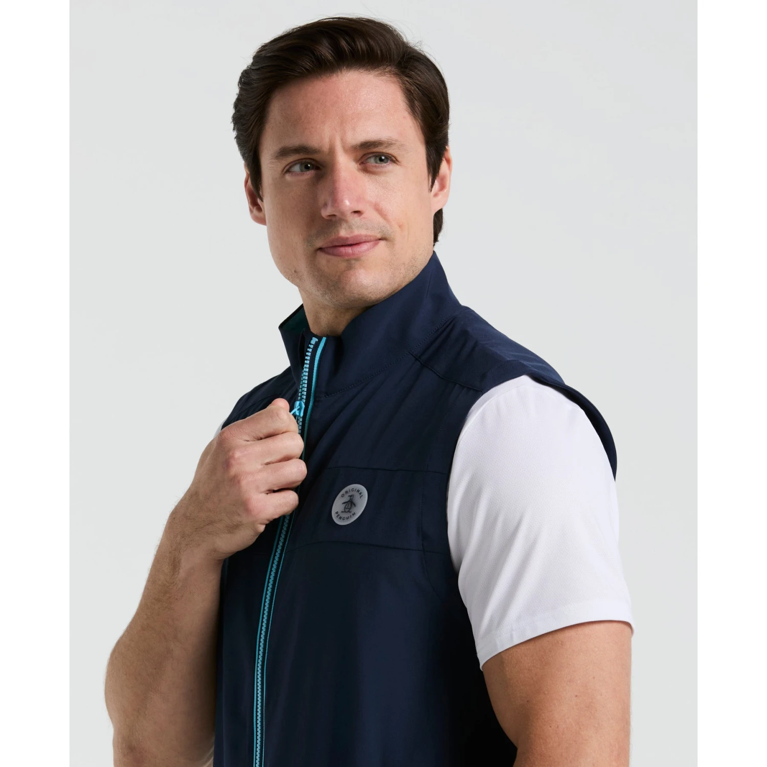 Original Penguin Heritage Lightweight Packable Golf Gilet In Black Iris(Heritage Lightweight Packable Golf Gilet Blue Ogvsf010gg 417) 3 Original Penguin Heritage Lightweight Packable Golf Gilet In Black Iris(Heritage Lightweight Packable Golf Gilet Blue Ogvsf010gg 417) - Image 3