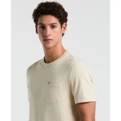 Original Penguin Supima Sticker Pete Pocket T-Shirt In Birch(Supima Sticker Pete Pocket T Shirt Beige Opkb2111gp 252) -Original Penguin Outlet opkb2111 252 alt2
