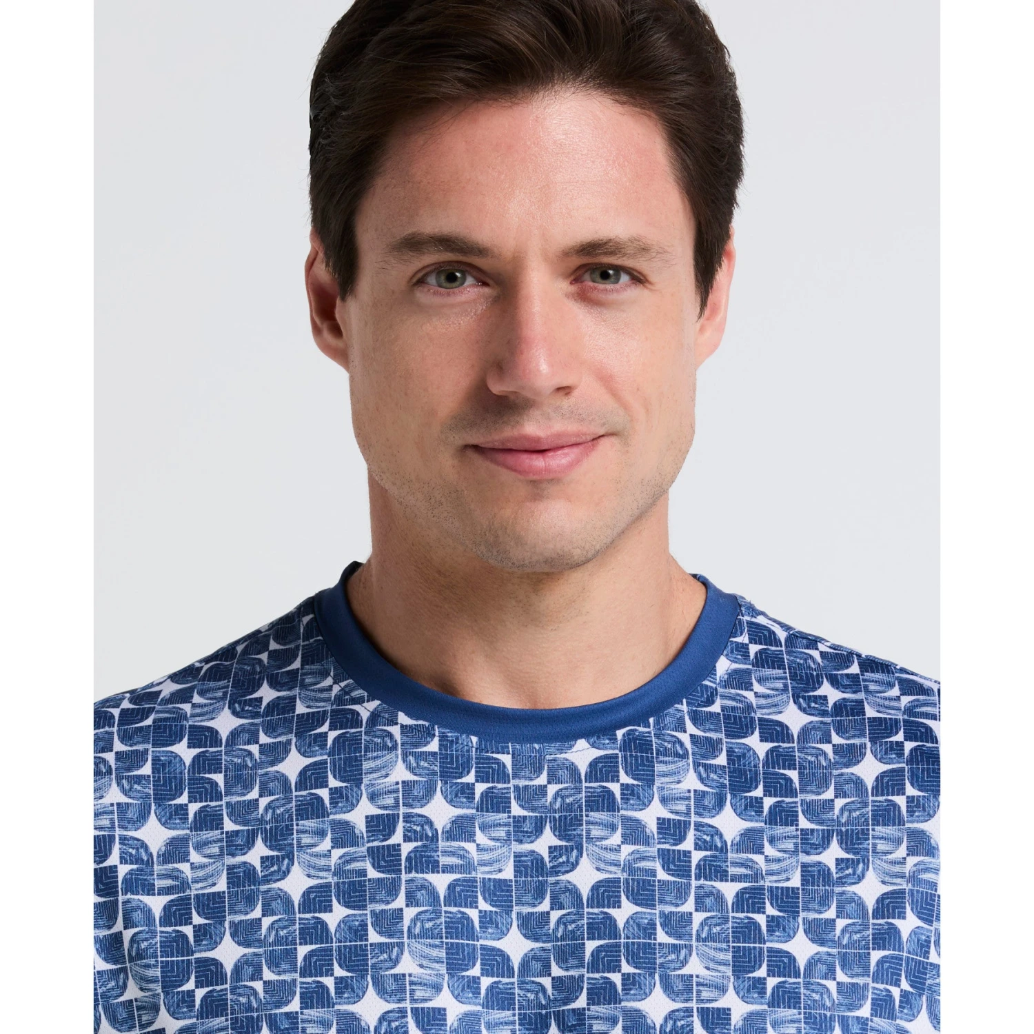 Original Penguin Blocked Graphic Performance Tennis T-Shirt In True Navy(Blocked Graphic Performance Tennis T Shirt Blue O1kff010gg 416) 3 Original Penguin Blocked Graphic Performance Tennis T-Shirt In True Navy(Blocked Graphic Performance Tennis T Shirt Blue O1kff010gg 416) - Image 3